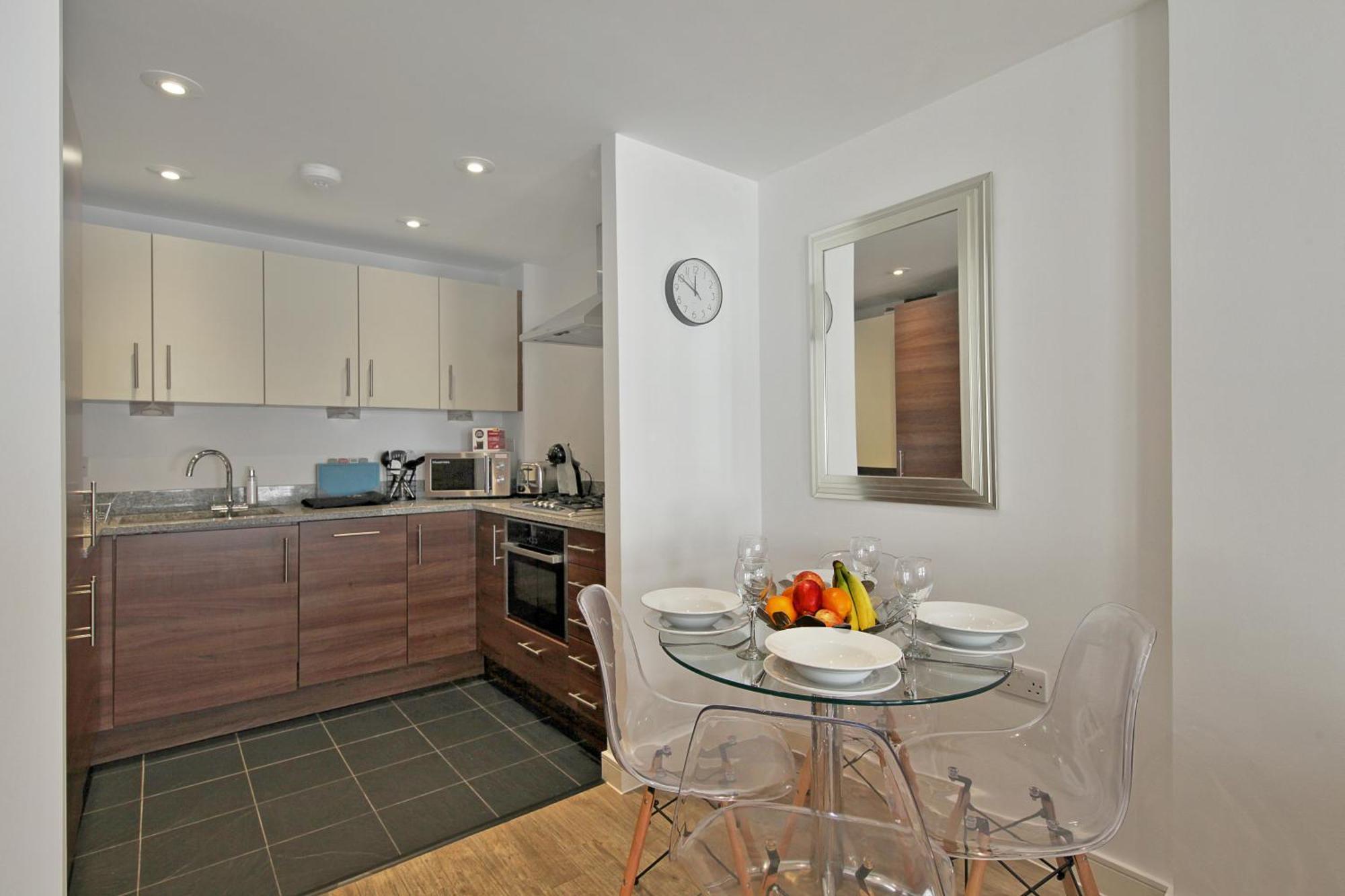 2 Bed Executive Apartment Next To Liverpool Street Free Wifi By City Stay Aparts Лондон Екстериор снимка