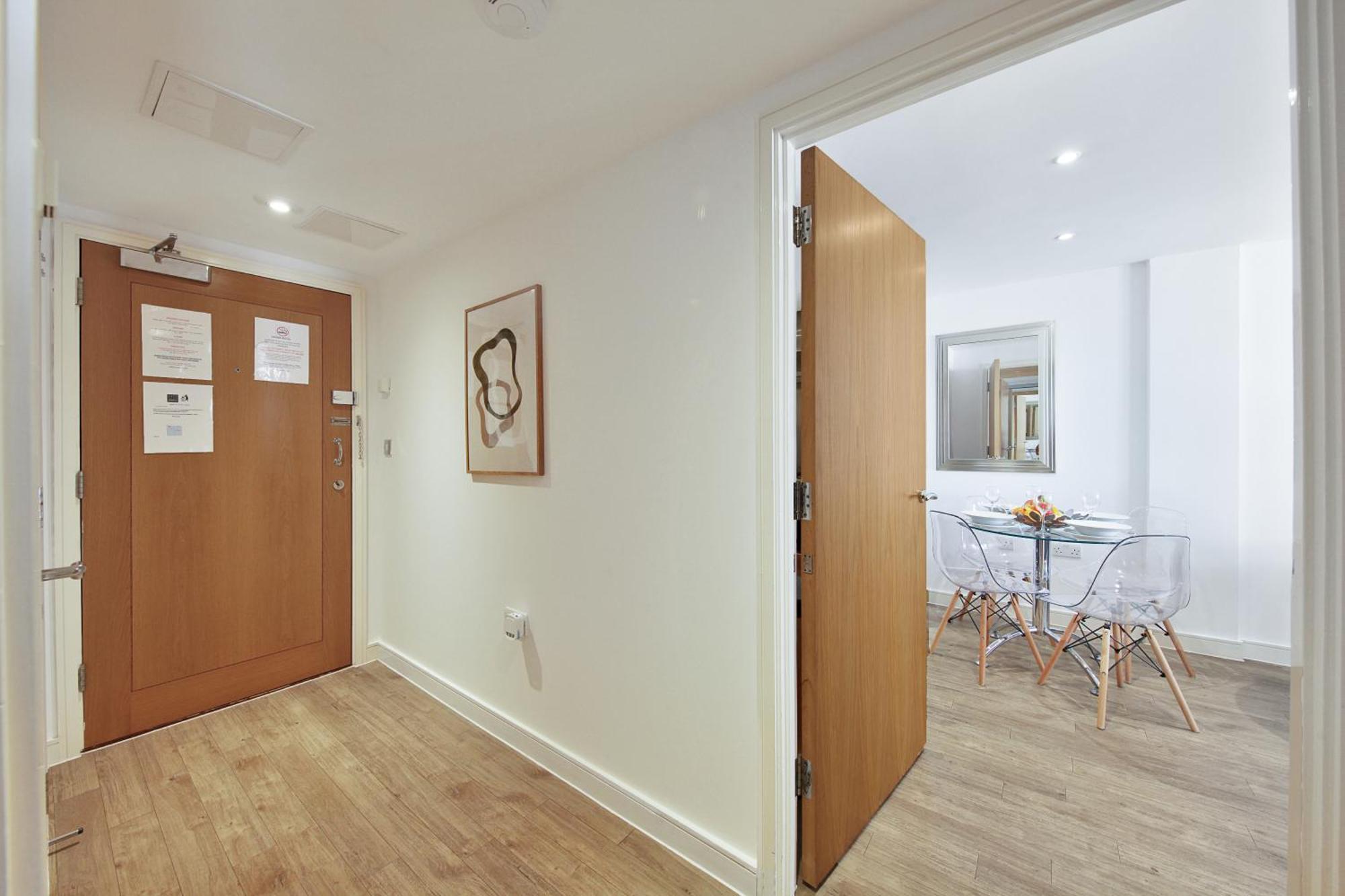 2 Bed Executive Apartment Next To Liverpool Street Free Wifi By City Stay Aparts Лондон Екстериор снимка